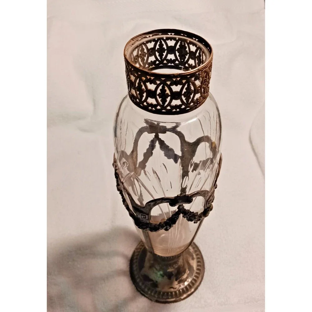 Vintage  Art Nouveau vase features a cut crystal insert floral garland holder